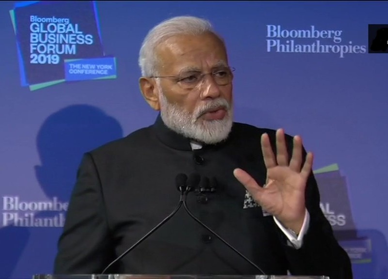 Bloomberg Global Business Forum : बिजनेस फोरम में PM मोदी ने कहा निवेश करना है तो भारत आइये