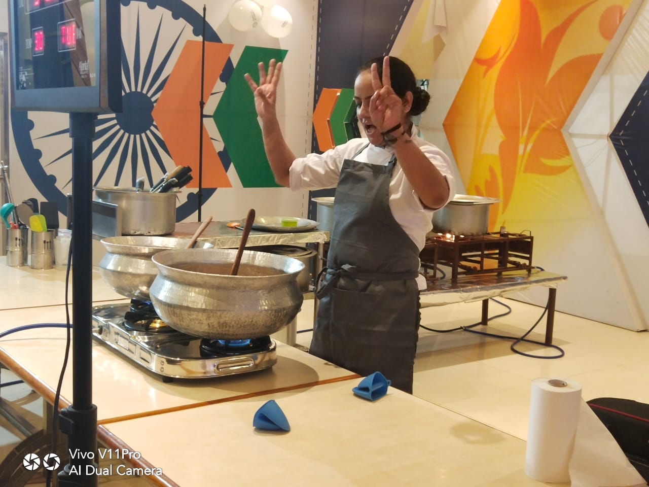 शेफ लता टंडन ने तोड़ा World Record, केन्या की मलीहा के 75 घंटे का भी रिकार्ड तोड अपने नाम किया