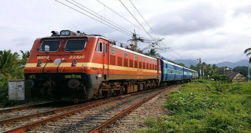 दिवाली पर घर जाने वाले रेल यात्रियों के लिए अच्छी खबर, इन ट्रेनों में वेटिंग टिकट हुई कंफर्म