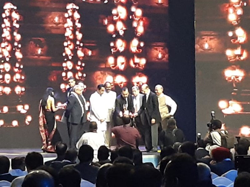 Magnificent MP का जोरदार शुभारंभ, सभी उद्योगपतियों ने प्रदेश को बताया निवेश के लिए नंबर वन Magnificent MP का जोरदार शुभारंभ, सभी उद्योगपतियों ने प्रदेश को बताया निवेश के लिए नंबर वन