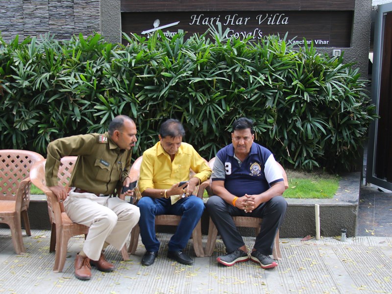 लगातार हो रहे अपराधों से सहमा देश का नंबर-1 इंदौर शहर, बढ़ गई डकैती, लूट और चोरी की घटनाएं लगातार हो रहे अपराधों से सहमा देश का नंबर-1 इंदौर शहर, बढ़ गई डकैती, लूट और चोरी की घटनाएं