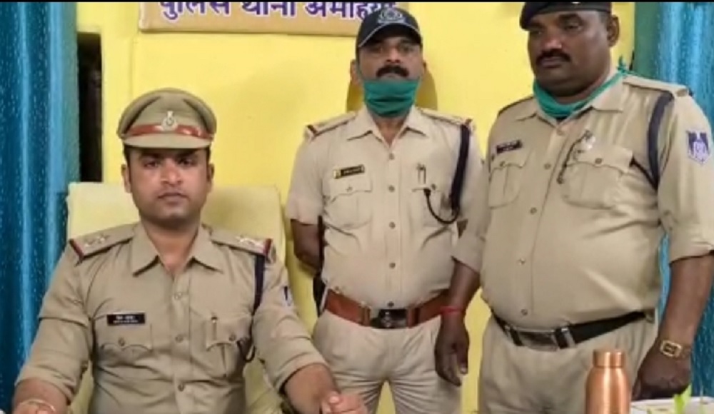 सोमवारी बाजार में खरीददारी करने आई महिला का 12 वर्षीय नाबालिक ने पार किया मोबाइल, फिर 10 मिनट के अंदर अमहिया थाना प्रभारी ने पकड़ा : REWA NEWS