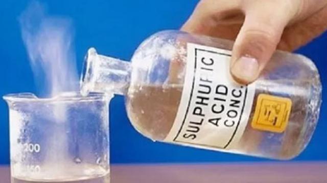 REWA : यहाँ हो रहा एसिड का खुलेआम कारोबार...