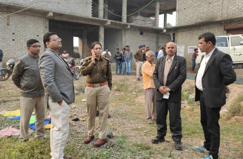 रीवा के युवक की सीधी में हत्या, बंद कमरे में मिला अधजला शव, हड़कंप : REWA NEWS