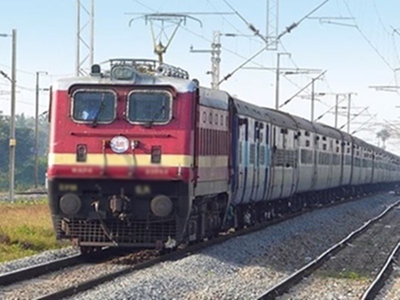 Indore से Varanasi के बीच चलेगी देश की तीसरी Private Train