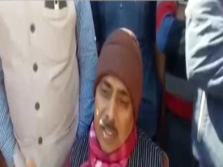 रीवा: विधायक ने खुद को कमरे में कैद कर लगाया ताला, जानिए वजह रीवा: विधायक ने खुद को कमरे में कैद कर लगाया ताला, जानिए वजह