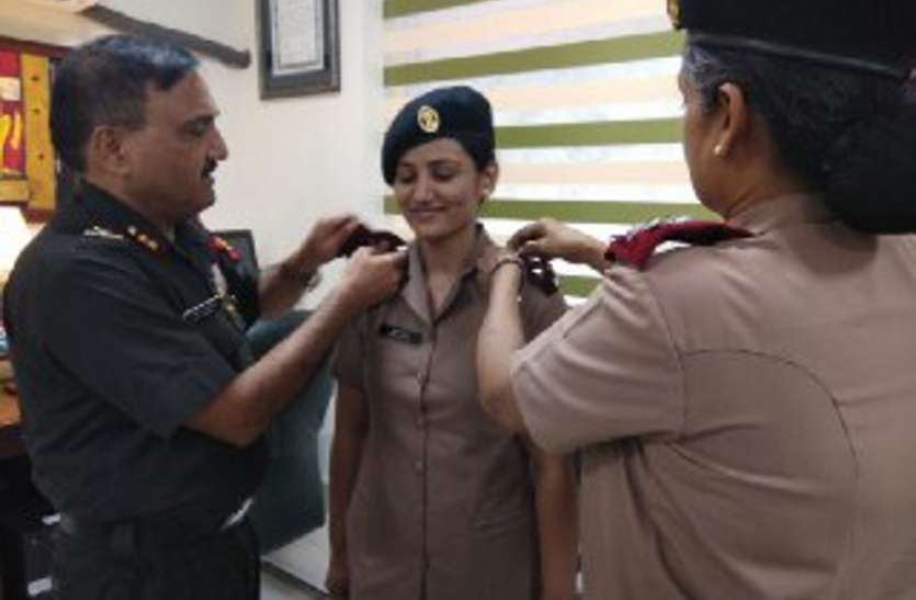 REWA की आरती कैप्टन बनकर श्रीनगर में संभाल रही मोर्चा