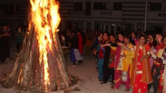 होलिका पर्व के लिए शुभ मुहूर्तों पर लगेगा विरामः REWA NEWS होलिका पर्व के लिए शुभ मुहूर्तों पर लगेगा विरामः REWA NEWS