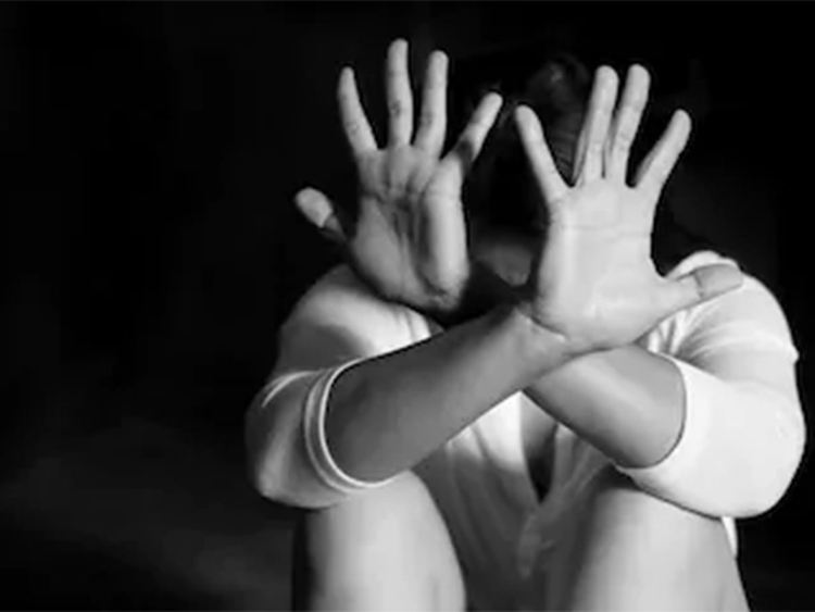 गर्लफ्रेंड को शादी के बाद किया अगवा, फिर दोस्तो के साथ मिलकर कर डाला यह कांड..