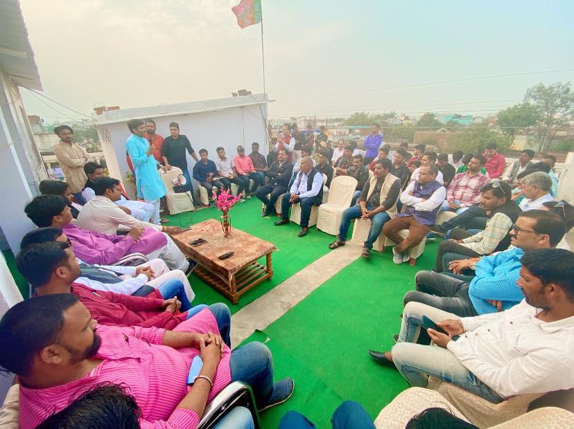 भाजपा उपाध्यक्ष विवेक गौतम ने गर्मजोशी के साथ किया पूर्व प्रदेशाध्यक्ष अमरदीप मौर्य का स्वागत : REWA NEWS भाजपा उपाध्यक्ष विवेक गौतम ने गर्मजोशी के साथ किया पूर्व प्रदेशाध्यक्ष अमरदीप मौर्य का स्वागत : REWA NEWS