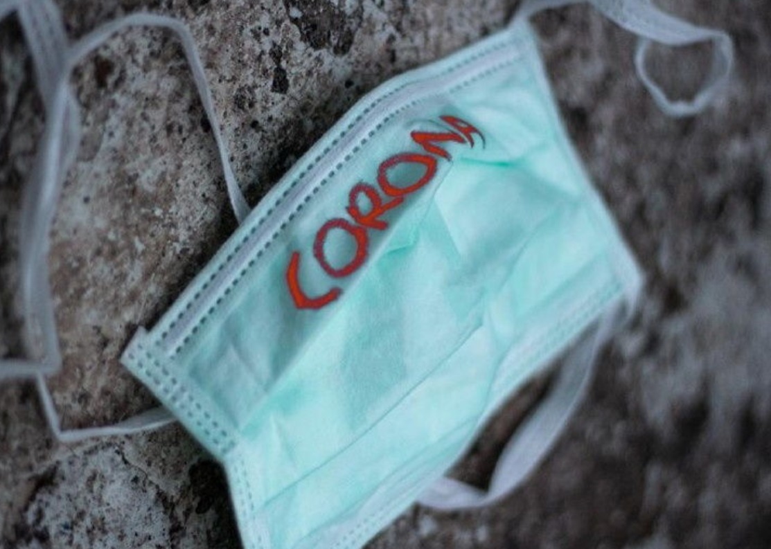 पुलिसकर्मी को धमकी देकर बोला- थूंक कर Corona से संक्रमित कर दूंगा, हुई 6 माह की जेल