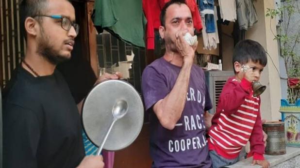 Video : कोरोना कमांडोज़ के सम्मान और आभार के लिए रीवा में थाली, घंटों की आवाज से गूँज उठा आसमान