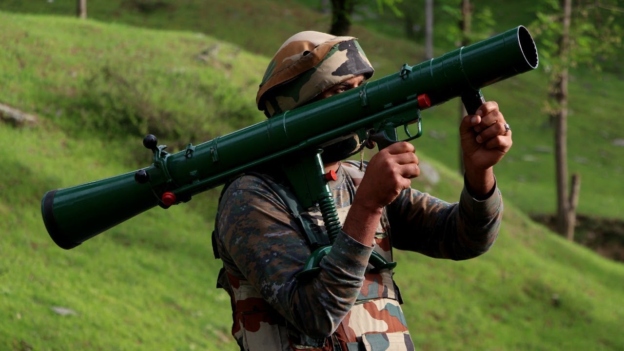 जम्मू-कश्मीर में सुरक्षा बलों ने 5 आतंकियों को किया ढेर, एक जवान शहीद