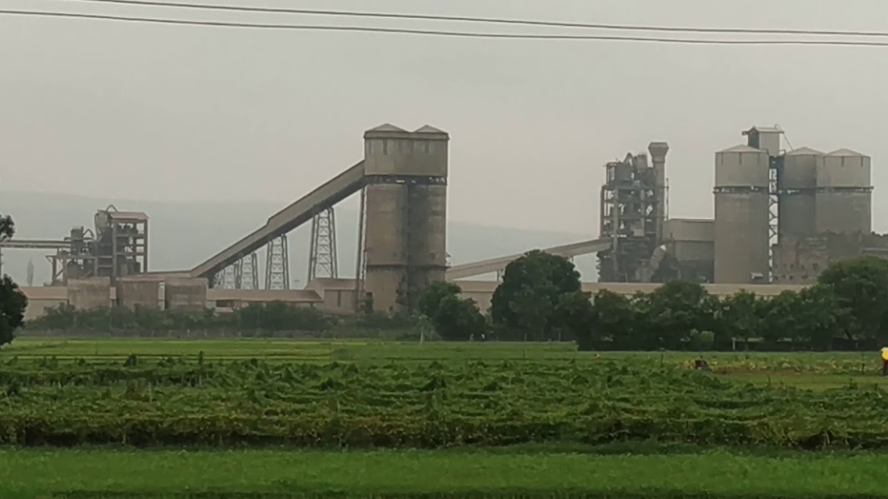 Corona : Satna में KJS Cement ने Collector को दिए 26 लाख रूपए