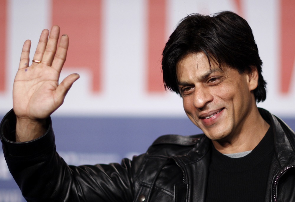 इन्होने लगाया करण जौहर और शाहरुख खान पर संगीन आरोप, कहा धोकेबाज है दोनों... इन्होने लगाया करण जौहर और शाहरुख खान पर संगीन आरोप, कहा धोकेबाज है दोनों...