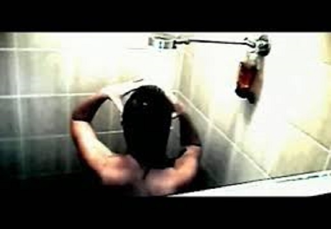 MP: 2 युवको ने क्वारेंटाइन सेंटर में महिला का नहाते समय बना लिया वीडियो और सम्बन्ध बनाने को करने लगे ब्लैकमेल फिर... MP: 2 युवको ने क्वारेंटाइन सेंटर में महिला का नहाते समय बना लिया वीडियो और सम्बन्ध बनाने को करने लगे ब्लैकमेल फिर...