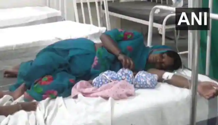 नासिक से पैदल सतना के लिए निकली महिला ने रास्ते में दिया बच्चे को जन्म, इसके बाद भी 150 किमी पैदल चली