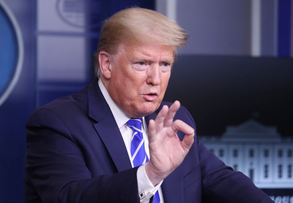 WHO से US ने नाता तोड़ा, Donald Trump ने China पर भी लगाईं पाबंदियां