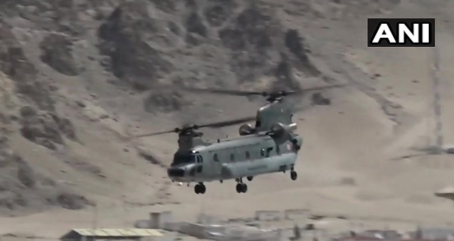 लेह में भारतीय वायुसेना का सैन्य अभ्यास,चीन के साथ LAC पर गतिरोध के बाद हवाई गतिविधि बढ़ गई