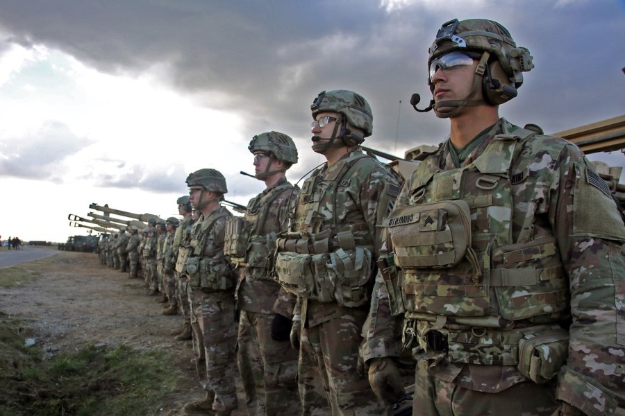 भारत को चीन से ख़तरा / यूरोप से हटाकर एशिया में सेना तैनात कर रहा है अमेरिका भारत को चीन से ख़तरा / यूरोप से हटाकर एशिया में सेना तैनात कर रहा है अमेरिका