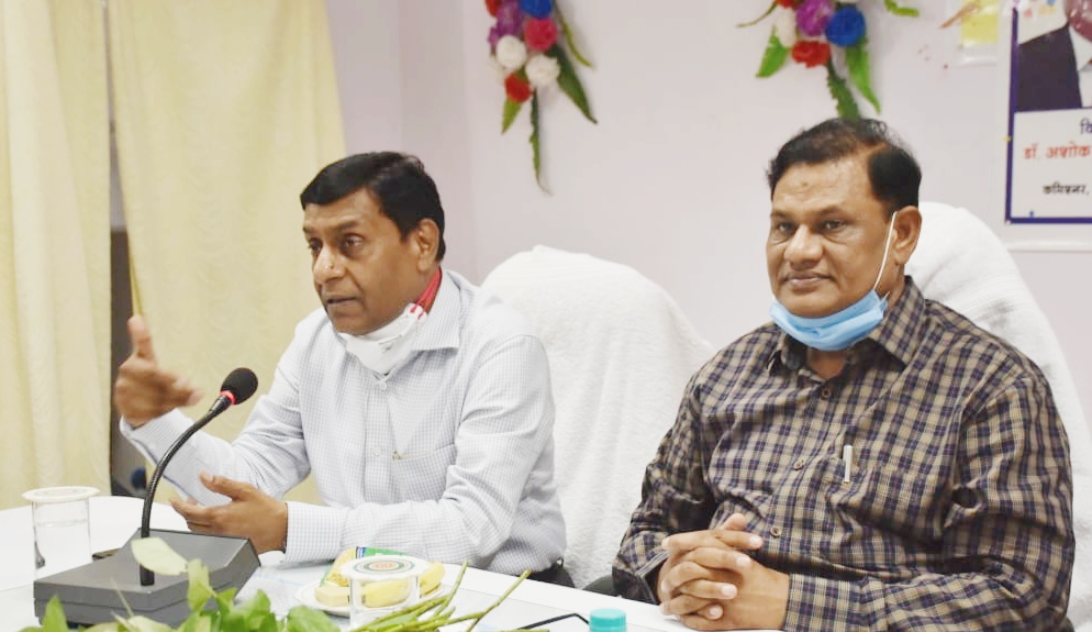 REWA: स्थानांतरित डॉ. भार्गव को दी गई विदाई, नवागत कमिश्नर का हुआ स्वागत REWA: स्थानांतरित डॉ. भार्गव को दी गई विदाई, नवागत कमिश्नर का हुआ स्वागत