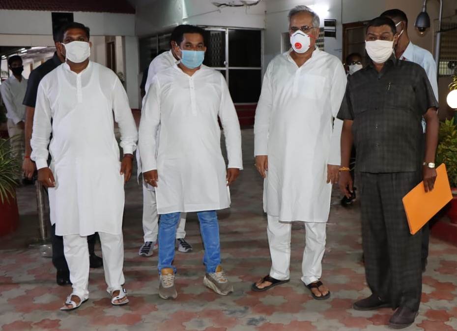 रायपुर : मुख्यमंत्री श्री बघेल का छत्तीसगढ़ फुटकर व्यापारी महासंघ ने जताया आभार रायपुर : मुख्यमंत्री श्री बघेल का छत्तीसगढ़ फुटकर व्यापारी महासंघ ने जताया आभार