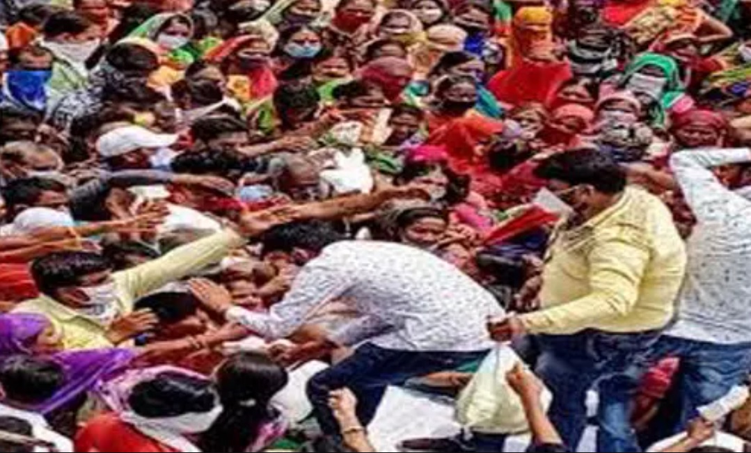 केंद्रीय मंत्री नरेंद्र सिंह तोमर का जन्मदिन मनाना पूर्व विधायक को पड़ा मंहगा, दर्ज हुई FIR, जानिए वजह... केंद्रीय मंत्री नरेंद्र सिंह तोमर का जन्मदिन मनाना पूर्व विधायक को पड़ा मंहगा, दर्ज हुई FIR, जानिए वजह...