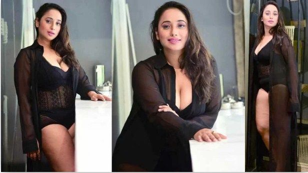 Sushant Singh Rajput की आत्महत्या का मामला सुलझा नहीं कि इस मशहूर Actress ने दी आत्महत्या करने की धमकी, मचा हड़कंप Sushant Singh Rajput की आत्महत्या का मामला सुलझा नहीं कि इस मशहूर Actress ने दी आत्महत्या करने की धमकी, मचा हड़कंप