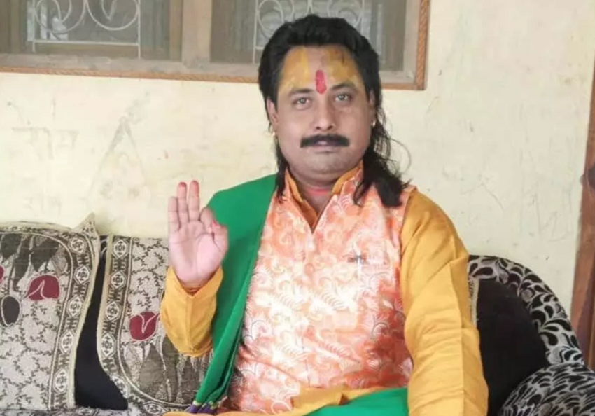 ये है मध्यप्रदेश का रेप वाला ढोंगी बाबा, इनकी अय्याशियां सुन दंग रह जाएंगे आप...