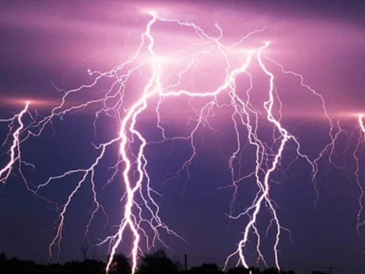 मध्यप्रदेश में बिजली गिरने से एक ही परिवार के 3 लोग समेत 7 की मौत, पढ़िए पूरी खबर