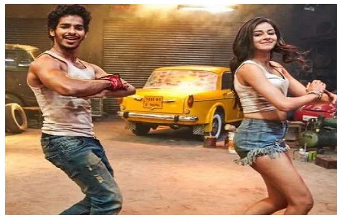 एक्ट्रेस अनन्या पांडे के गाने पर मचा बवाल, माधुरी-करिश्मा के इन गानों पर हो चुका है हंगामा.... एक्ट्रेस अनन्या पांडे के गाने पर मचा बवाल, माधुरी-करिश्मा के इन गानों पर हो चुका है हंगामा....