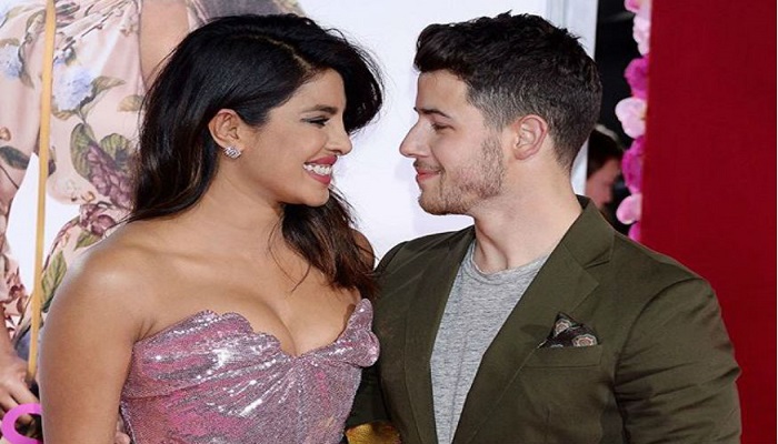 प्रियंका चौपड़ा पहली डेट पर निक जोनस से इसलिए हो गई थी नाराज, प्रियंका ने कहा कि, निक ने मुझे.... प्रियंका चौपड़ा पहली डेट पर निक जोनस से इसलिए हो गई थी नाराज, प्रियंका ने कहा कि, निक ने मुझे....