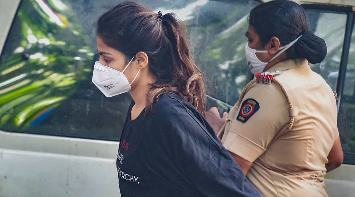 Bollywood Drugs Connection : Rhea Chakrborty को जमानत मिली, शोविक जेल में ही रहेंगे