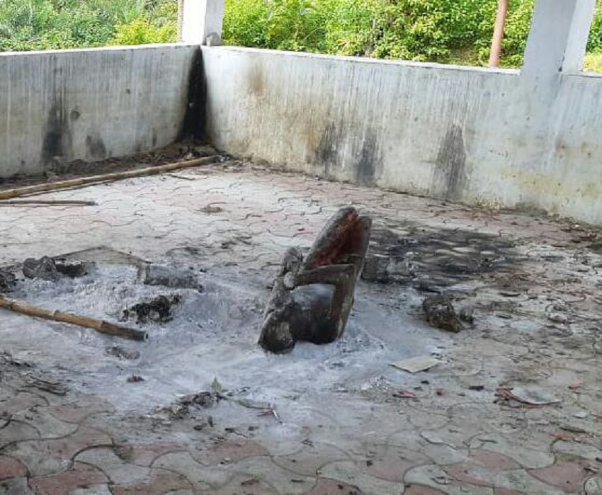 रीवा : लक्ष्मणबाग स्थित मुक्तिधाम के श्मशान गृह में मिला सराफा व्यापारी का अधजला शव, शनिवार को घर से निकला था फिर.. रीवा : लक्ष्मणबाग स्थित मुक्तिधाम के श्मशान गृह में मिला सराफा व्यापारी का अधजला शव, शनिवार को घर से निकला था फिर..