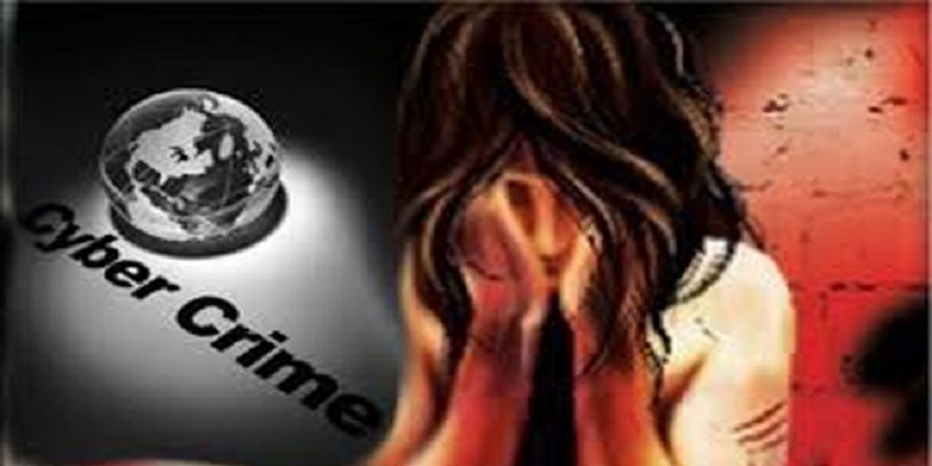 फेसबुक से प्यार कर 750 किलोमीटर दूरी तय कर मध्यप्रदेश आई महिला, लड़का पहुंचा भोपाल तो.... फेसबुक से प्यार कर 750 किलोमीटर दूरी तय कर मध्यप्रदेश आई महिला, लड़का पहुंचा भोपाल तो....