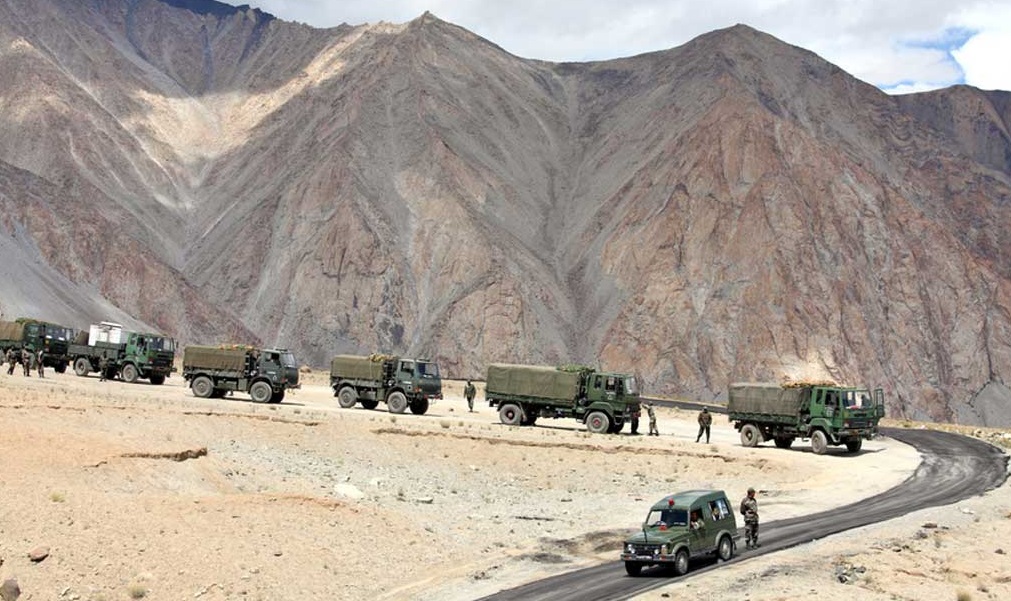 भारत सीमा निर्माण का कार्य, सैनिकों की तैनाती के फैसले तनाव के मूल कारण हैं - चीन