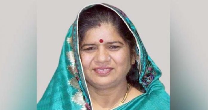 कांग्रेस प्रवक्ता ने इमरती देवी की फोटो किया वायरल, लिखा इस तरह का कमेंट... : MP News