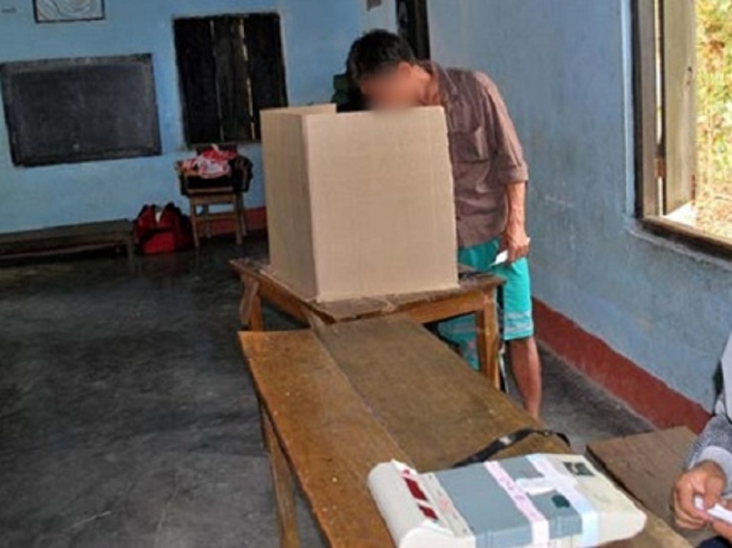 मध्यप्रदेश की सबसे विवादित अनूपपुर विधानसभा सीट पर जानें कहा बनाये गए पोलिंग बूथ....