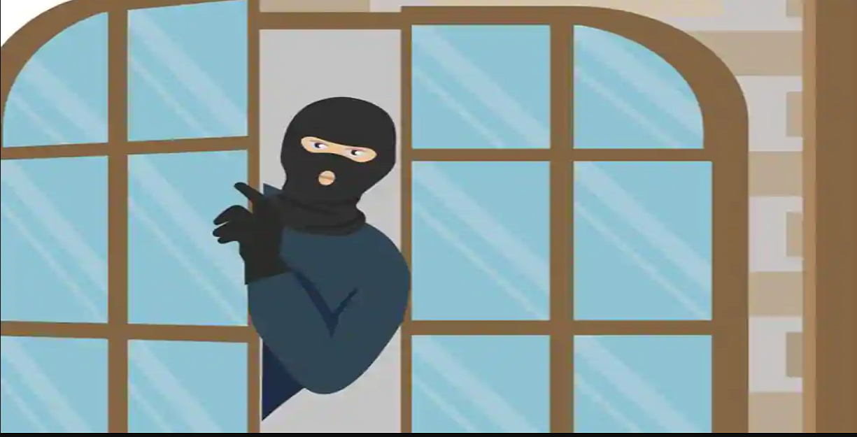 रीवाः एक्सीलेंस स्कूल में चोरो का ताडंव, लैंब से 15 लाख के सामान किया चोरी..