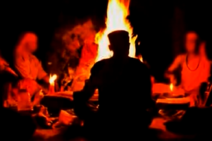 Satna में पंडे ने नाबालिक लड़की को बर्बरता से पीटा, Cm Shivraj ने दिए एक्शन के निर्देश फिर ट्वीट कर दिया Delete...