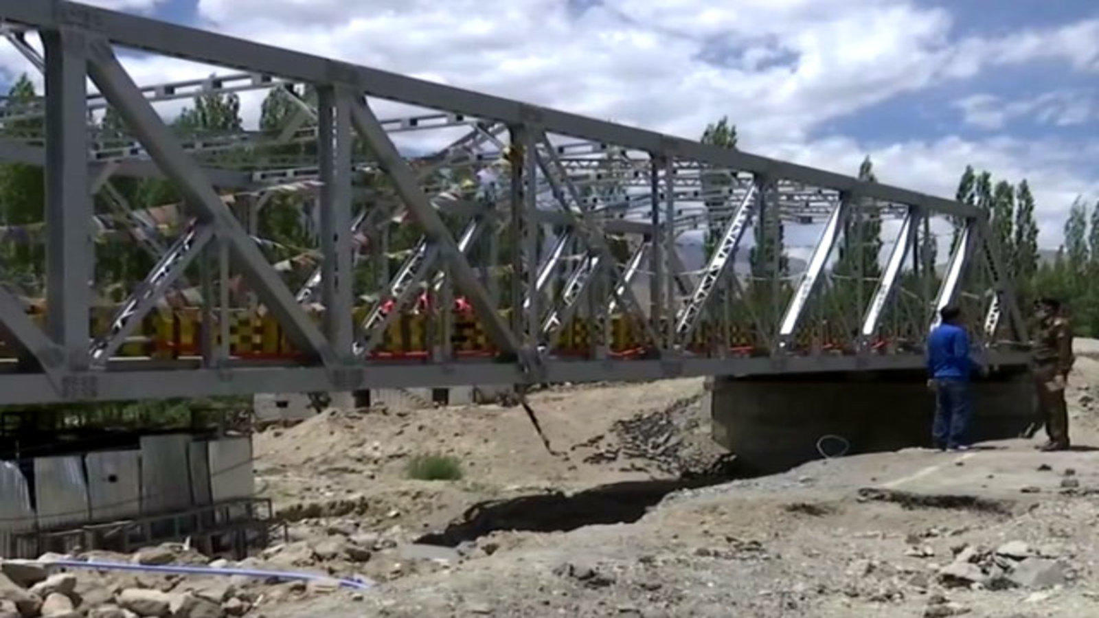 BRO, भारत के सबसे भारी युद्ध टैंकों की आवाजाही लिए करेगा 48 पुलों का निर्माण BRO, भारत के सबसे भारी युद्ध टैंकों की आवाजाही लिए करेगा 48 पुलों का निर्माण