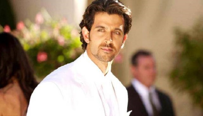 ऋतिक रोशन का अमिताभ बच्चन की बेटी समेत इन अभिनेत्रियों से रह चुका है अफेयर, एक ने तो कोर्ट तक ले जाने कि दी थी धमकी... ऋतिक रोशन का अमिताभ बच्चन की बेटी समेत इन अभिनेत्रियों से रह चुका है अफेयर, एक ने तो कोर्ट तक ले जाने कि दी थी धमकी...