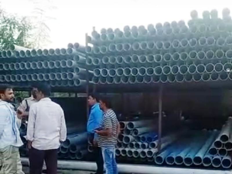 रीवा में 25 लाख कीमती लुवी कंपनी की नकली पाईप जप्त, गोदाम सील रीवा में 25 लाख कीमती लुवी कंपनी की नकली पाईप जप्त, गोदाम सील