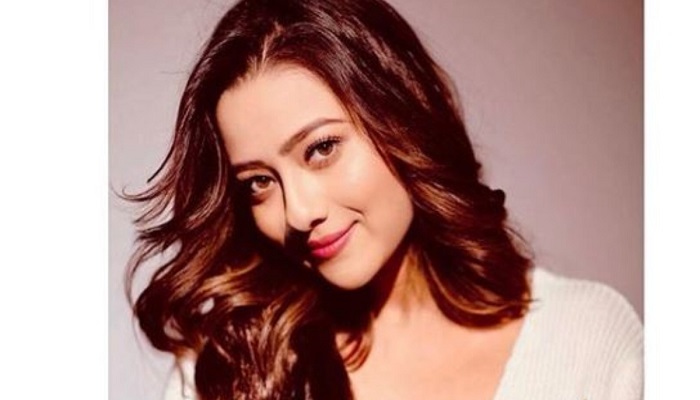 मिथुन चक्रवर्ती की बहू ने सोशल मीडिया पर बिखेरी अपनी अदाएं, देखिये वीडियो... मिथुन चक्रवर्ती की बहू ने सोशल मीडिया पर बिखेरी अपनी अदाएं, देखिये वीडियो...