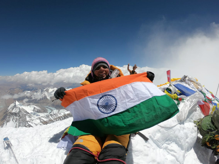 दुनिया की चार सबसे ऊंची चोंटी में तिरंगा लहराने वाली मध्यप्रदेश की बेटी गिनीज वर्ल्ड रिकार्ड में