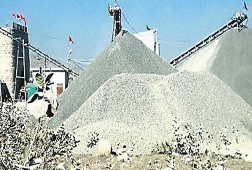 Rewa : मंदी की मार झेल रहा क्रेशर कारोबार, 80 फीसदी व्यवसाय प्रभावित, यह है बढ़ी वजह...