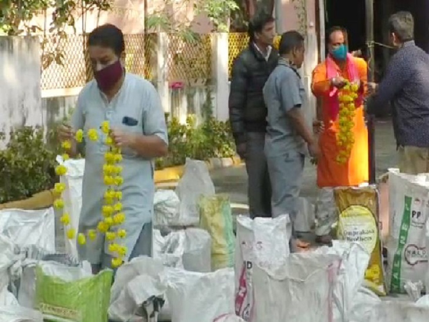 7 माह रुका रहा अस्थियों का विसर्जन, लगभग एक क्विंटल अस्थियो को नर्मदा में किया गया प्रवाहित : MP NEWS