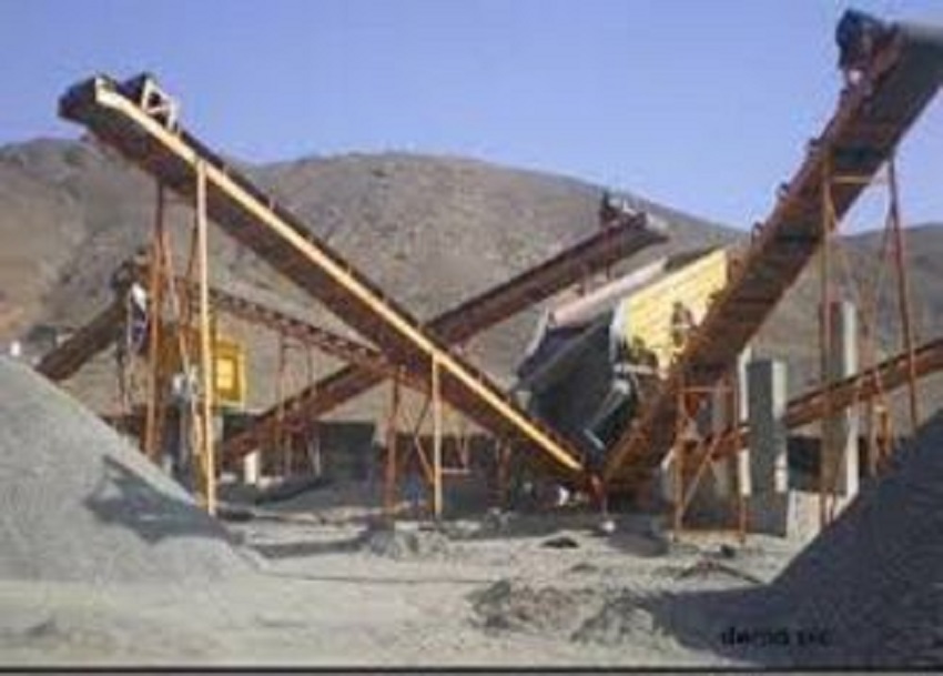 किसके संरक्षण में चल रहे 20 किलोमीटर के अंदर लगभग 500 स्टोन क्रेशर : REWA NEWS किसके संरक्षण में चल रहे 20 किलोमीटर के अंदर लगभग 500 स्टोन क्रेशर : REWA NEWS