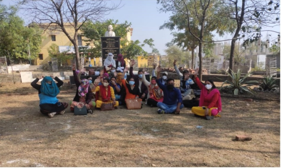 पांचवें दिन जारी रही डिग्री काॅलेज के अतिथि विद्वानों की हड़ताल : SATNA NEWS