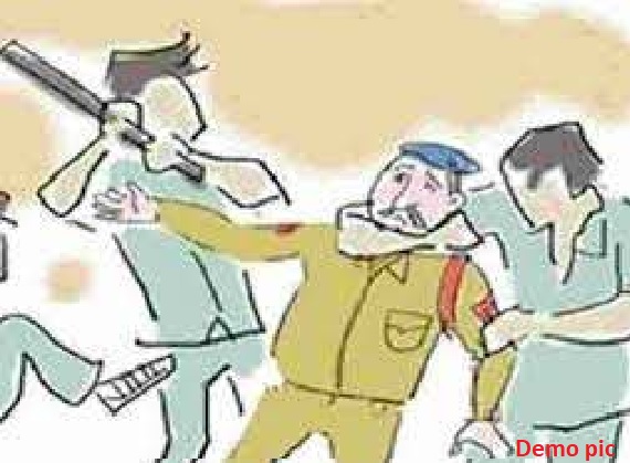 आरोपी पकड़ने गई मोरवा पुलिस पर वाराणसी में हमला